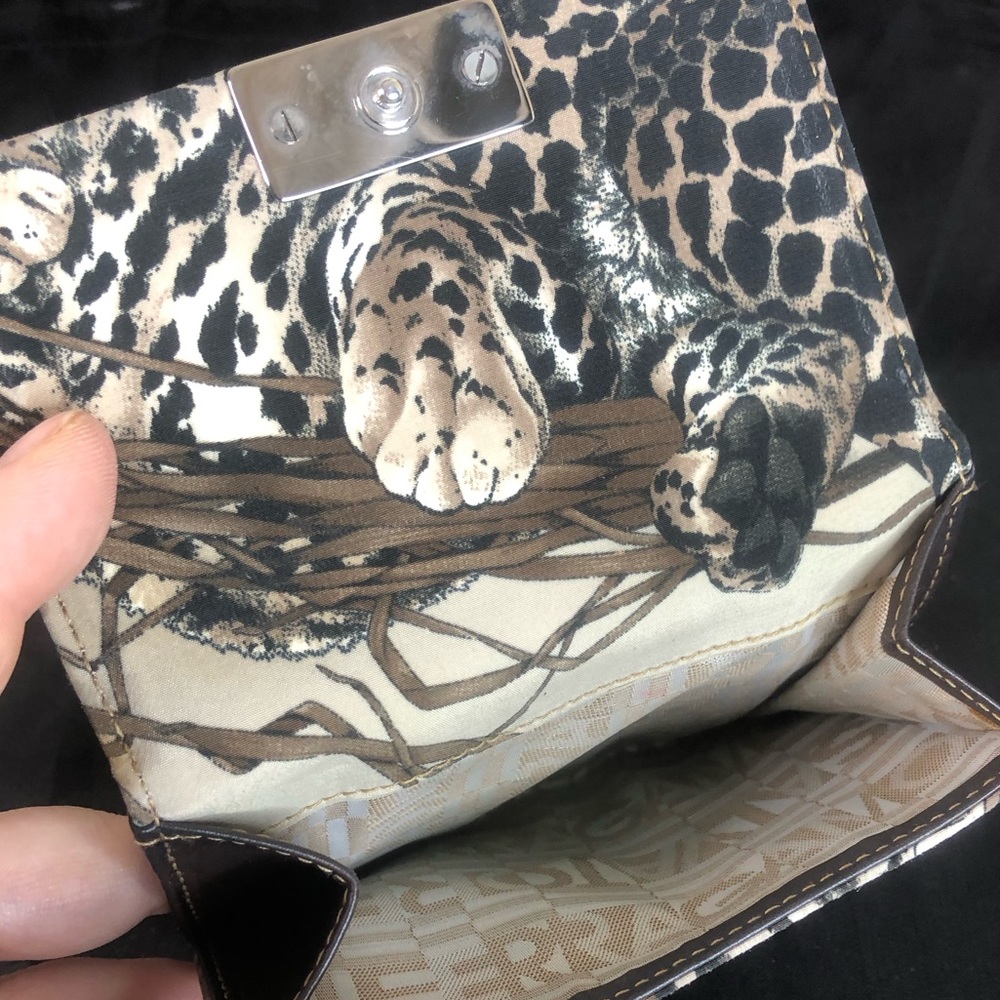 SALVATORE FERRAGAMO Compact Wallet Tiger Leopard Jungle Motif RARE See Match Bag - Picture 5 of 13